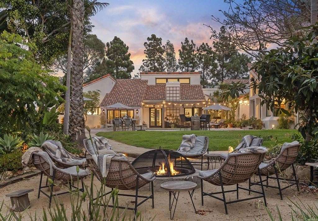 3.14 Acres of Land with Home for Sale in Rancho Santa Fe, California