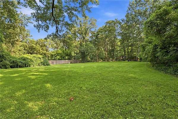 0.96 Acres of Residential Land for Sale in Leawood, Kansas