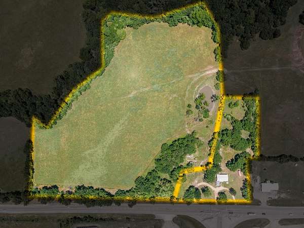 18.9 Acres of Commercial Land for Sale in Aurora, Texas
