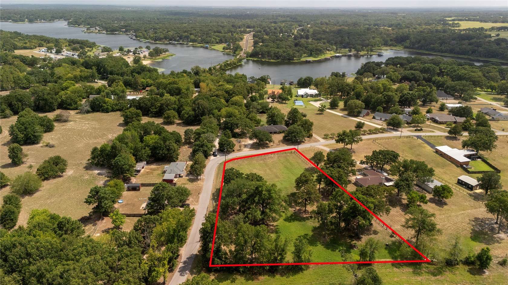 1.86 Acres of Residential Land for Sale in Athens, Texas