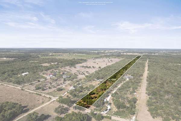 10 Acres of Land for Sale in Kaufman, Texas