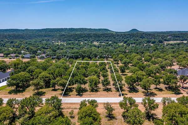 1.18 Acres of Residential Land for Sale in Granbury, Texas