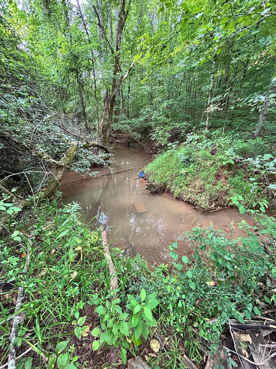 7.73 Acres of Land with Home for Sale in Madisonville, Tennessee