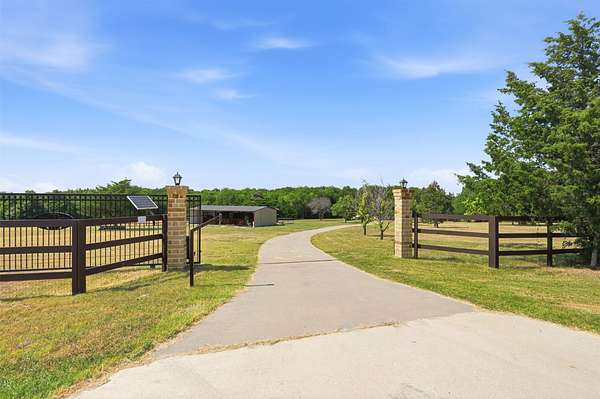 7.23 Acres of Land with Home for Sale in Anna, Texas