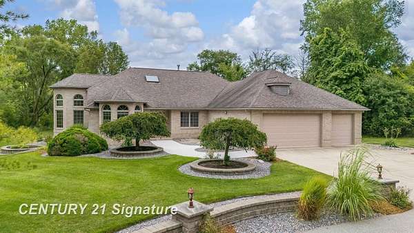 2.87 Acres of Land with Home for Sale in Saginaw, Michigan