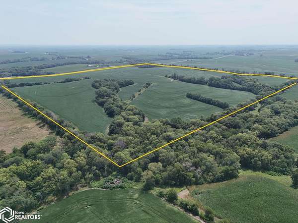 9.27 Acres of Land with Home for Sale in Louisville, Nebraska