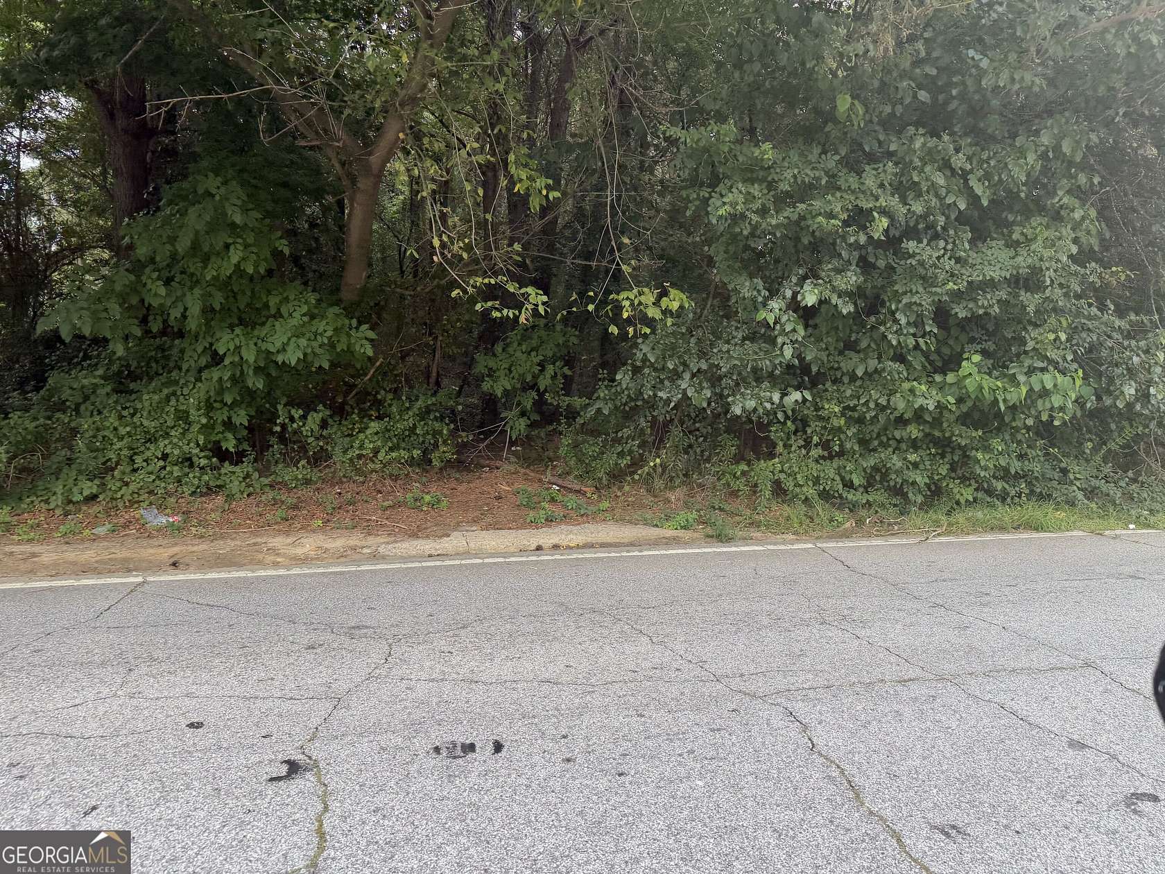 2.5 Acres of Commercial Land for Sale in Jonesboro, Georgia