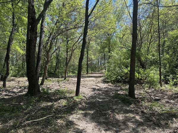 20 Acres of Recreational & Residential Land for Sale in Lake Village, Indiana
