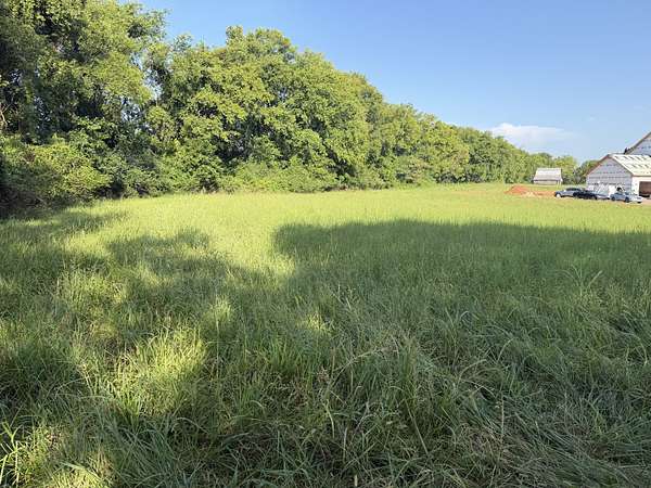 0.51 Acres of Residential Land for Auction in Murfreesboro, Tennessee
