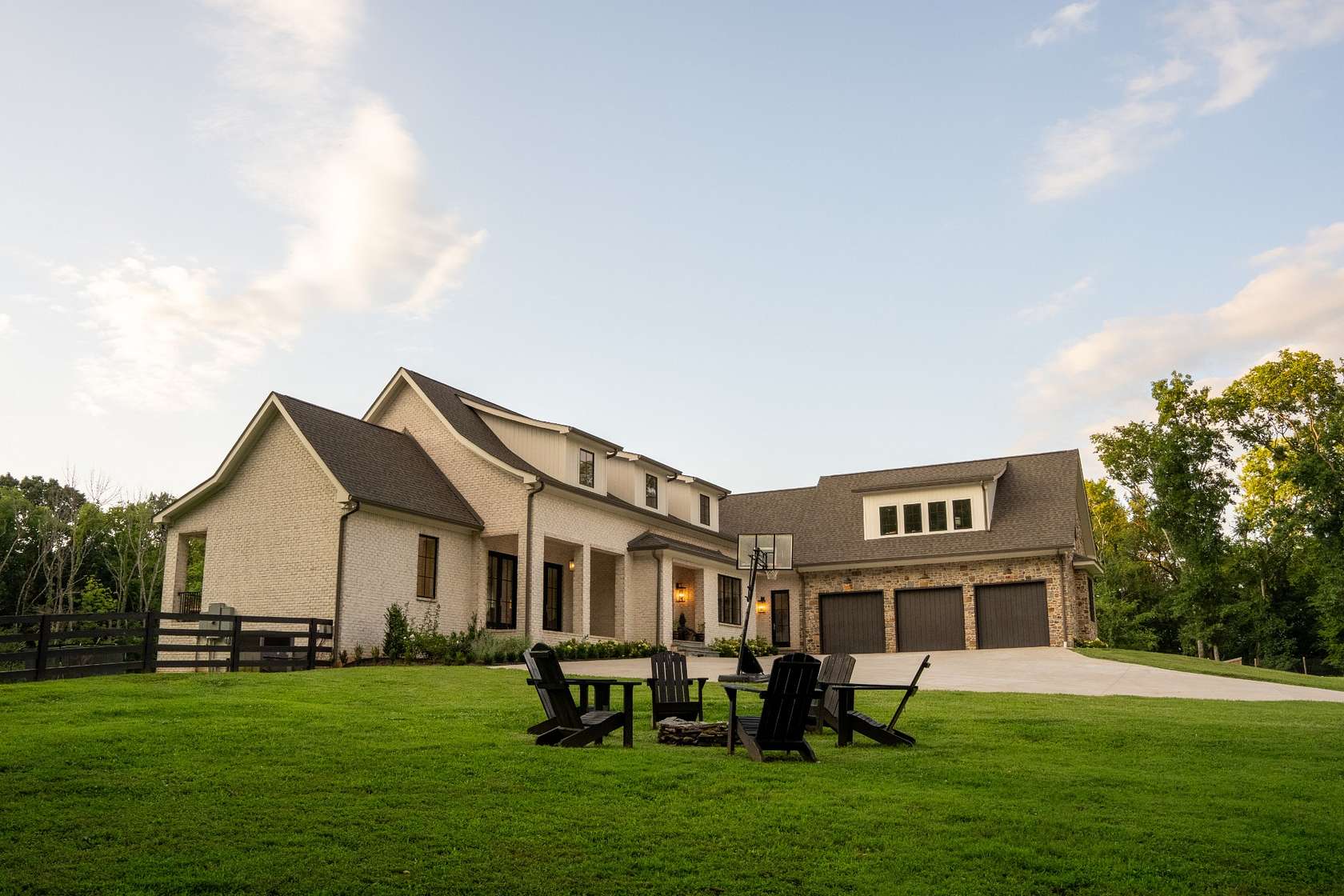 33.6 Acres of Land with Home for Sale in Columbia, Tennessee