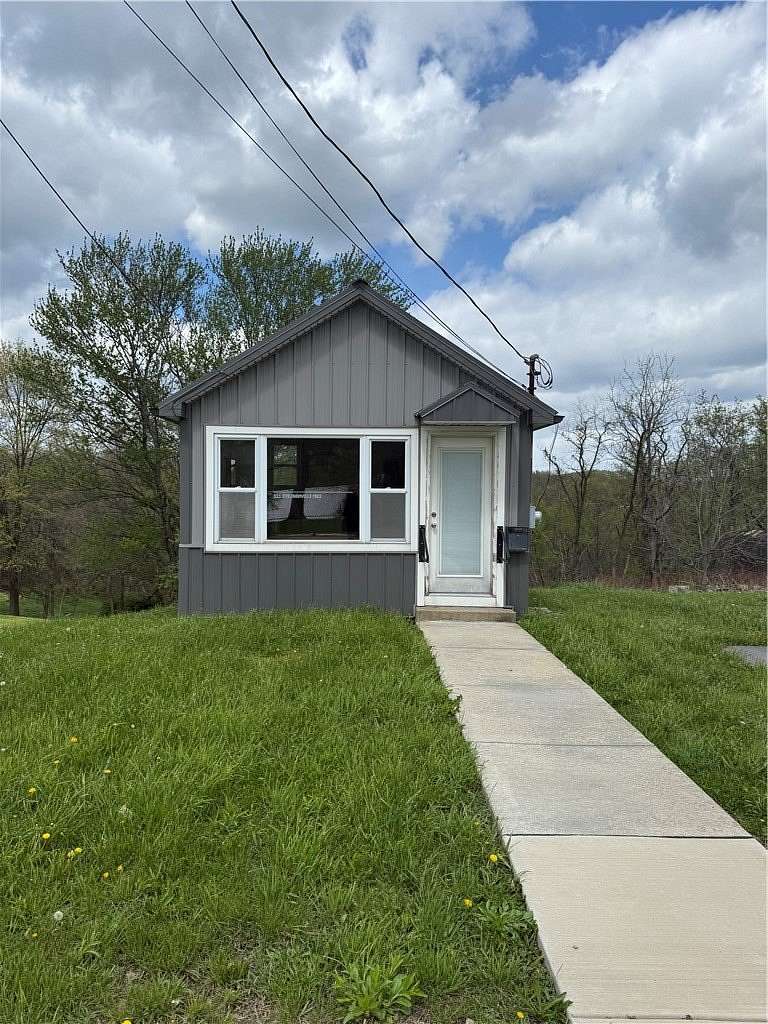 0.53 Acres of Residential Land for Sale in Burgettstown, Pennsylvania