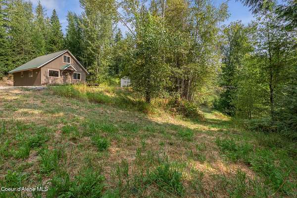2.73 Acres of Land with Home for Sale in Sandpoint, Idaho