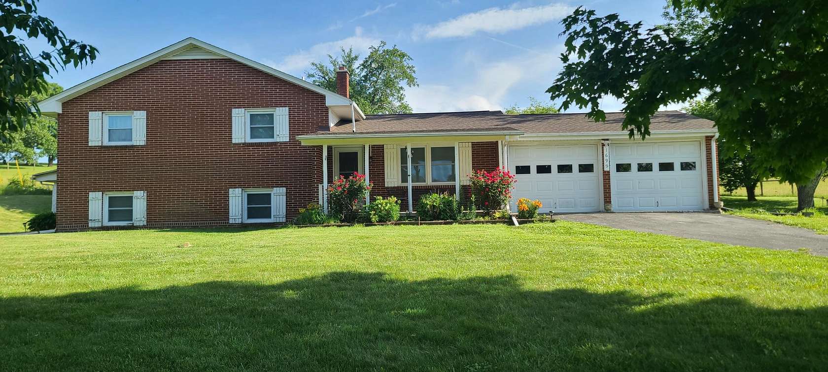 2.43 Acres of Land with Home for Sale in Christiansburg, Virginia
