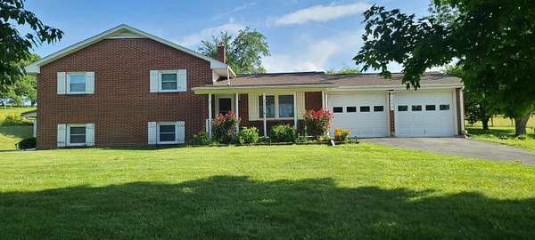 2.43 Acres of Land with Home for Sale in Christiansburg, Virginia
