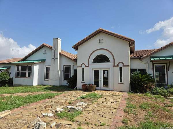 2.5 Acres of Land with Home for Sale in Floresville, Texas