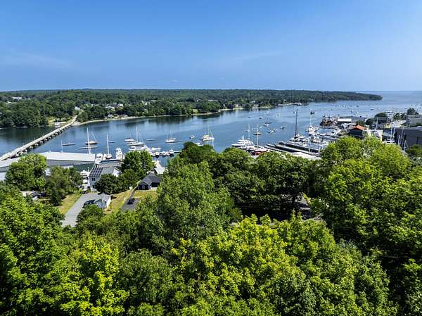 0.19 Acres of Residential Land for Sale in Belfast, Maine
