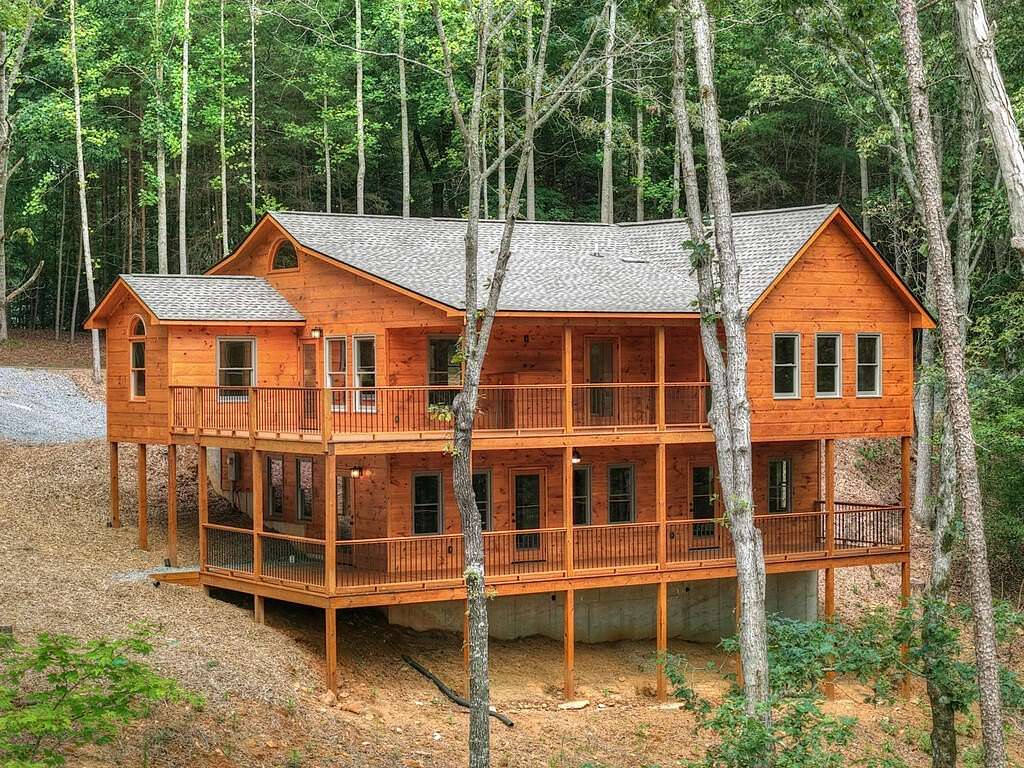 3.56 Acres of Land with Home for Sale in Ellijay, Georgia