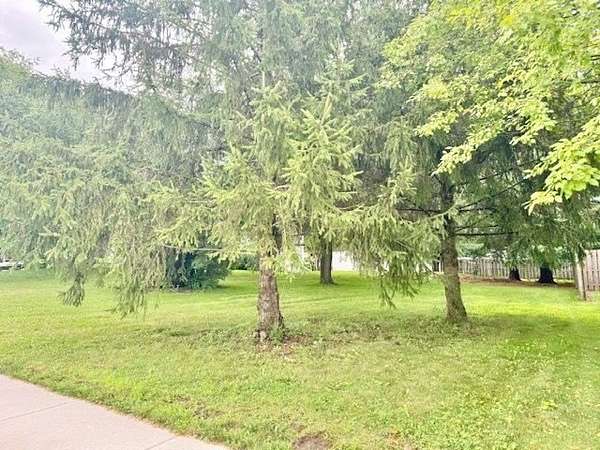 0.18 Acres of Land for Sale in Davenport, Iowa