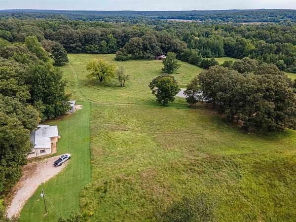 24.6 Acres of Agricultural & Residential Land for Sale in Somerville, Tennessee