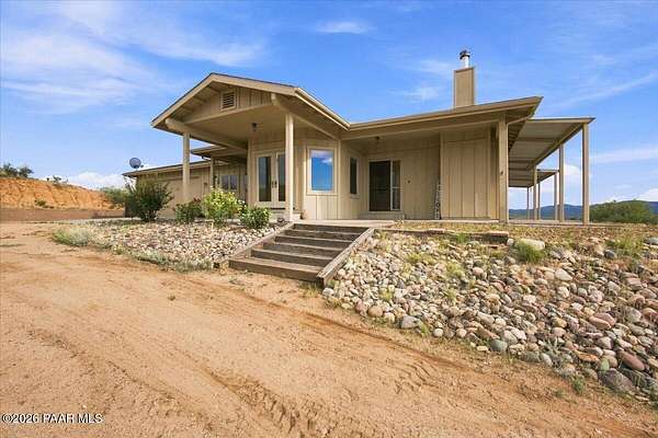 2.18 Acres of Land with Home for Sale in Kirkland, Arizona