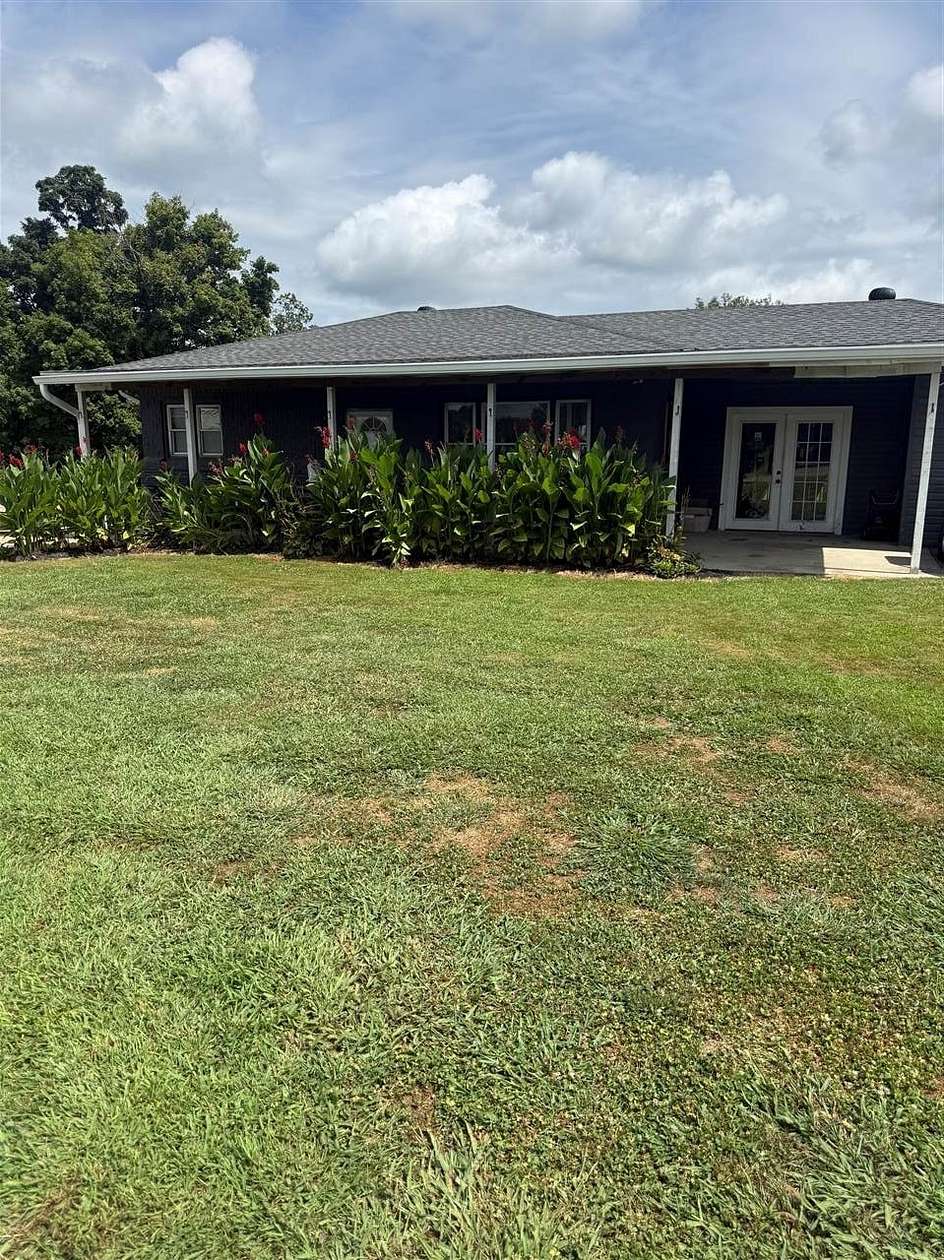 1.73 Acres of Land with Home for Sale in Dunmor, Kentucky