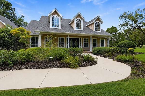 5 Acres of Land with Home for Sale in High Springs, Florida