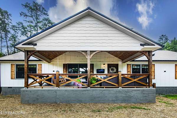 5.38 Acres of Land with Home for Sale in Dandridge, Tennessee