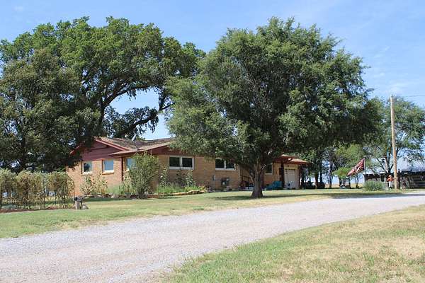 6 Acres of Land with Home for Sale in Anthony, Kansas