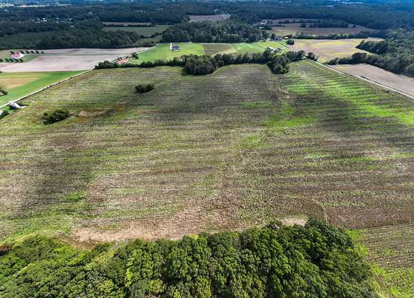5 Acres of Residential Land for Sale in Hillsboro, Tennessee