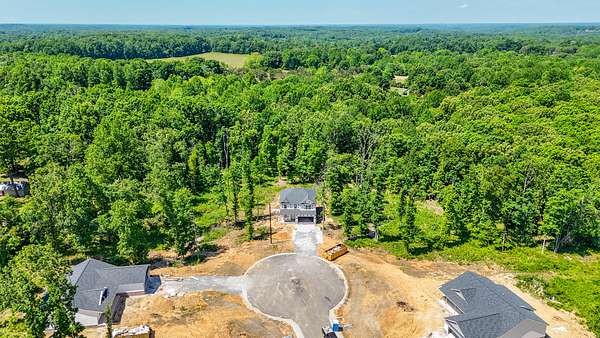 1.64 Acres of Land with Home for Sale in Dickson, Tennessee