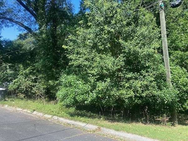 0.26 Acres of Residential Land for Sale in Milledgeville, Georgia