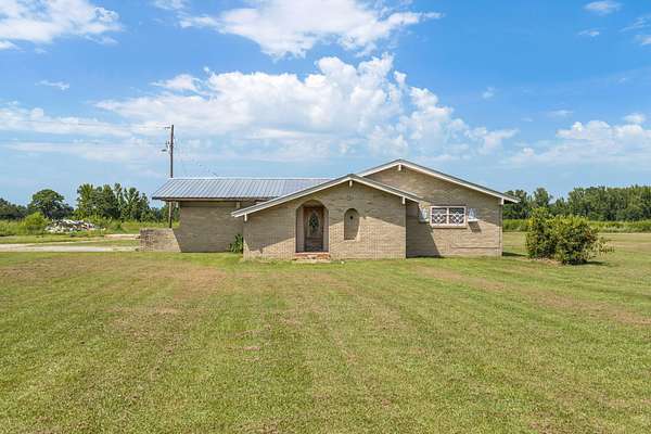 1.7 Acres of Land with Home for Sale in Smithville, Mississippi