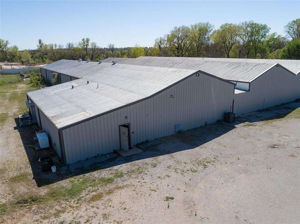 9.5 Acres of Commercial Land for Sale in Purcell, Oklahoma