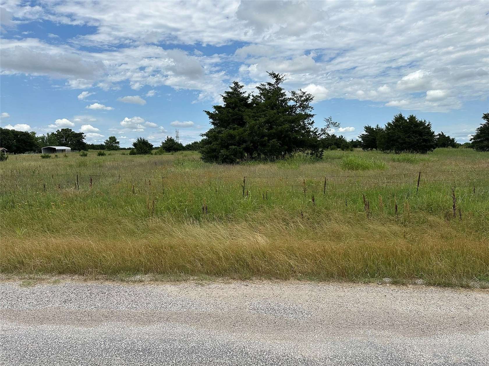 1.16 Acres of Residential Land for Sale in Farmersville, Texas