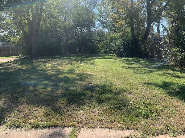 0.16 Acres of Residential Land for Sale in Waco, Texas