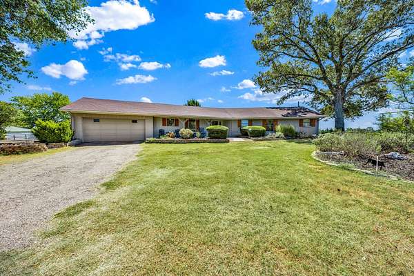 12.6 Acres of Land with Home for Sale in Como, Texas