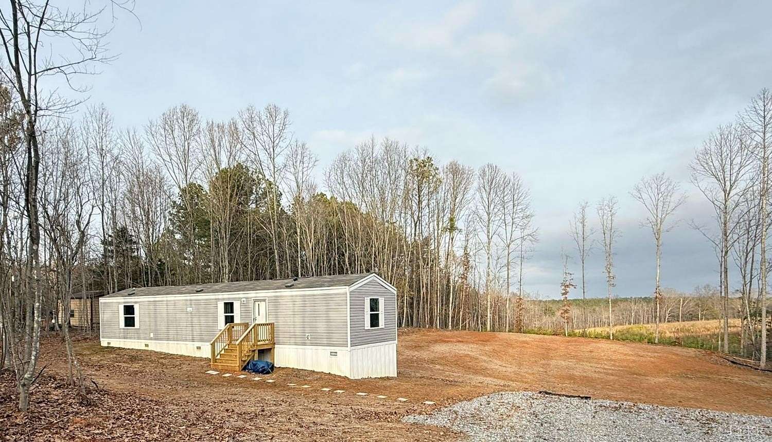 1.5 Acres of Land with Home for Sale in Appomattox, Virginia