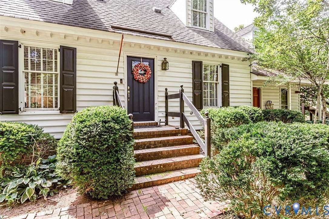 6.82 Acres of Land with Home for Sale in Quinton, Virginia