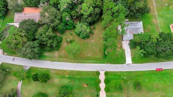 1 Acre of Residential Land for Sale in Wesley Chapel, Florida