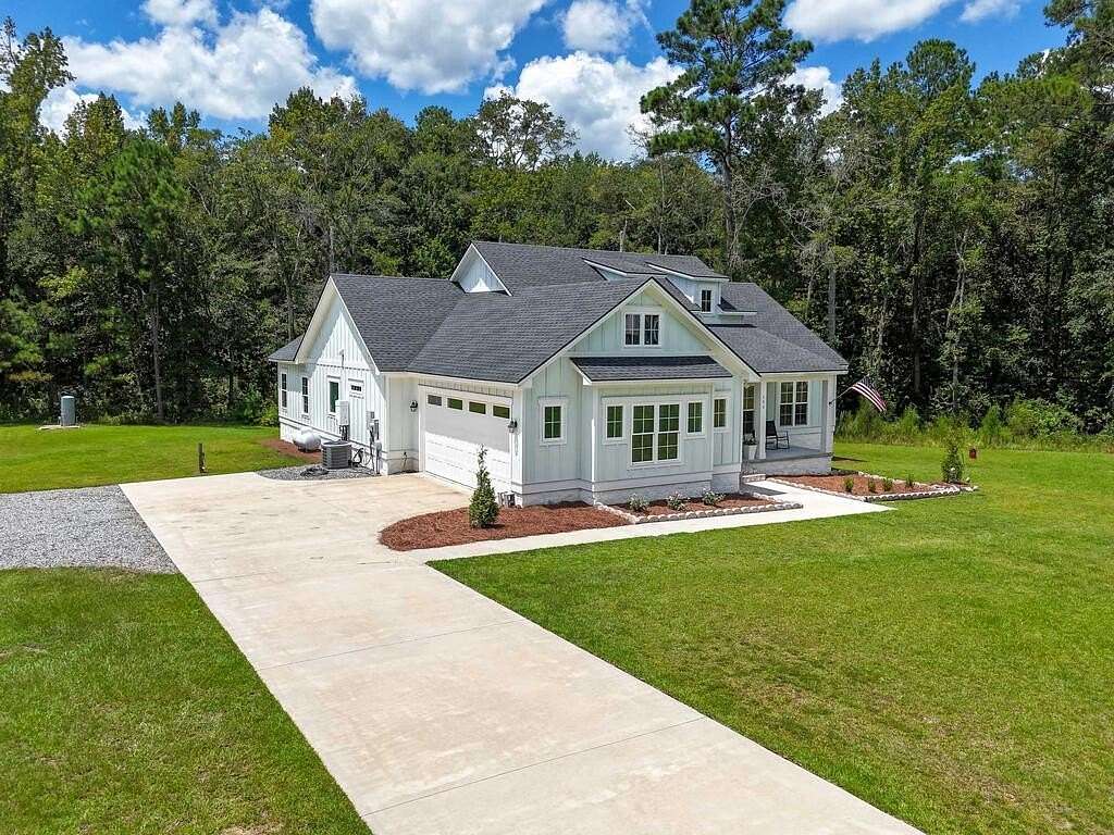 2 Acres of Land with Home for Sale in Thomasville, Georgia