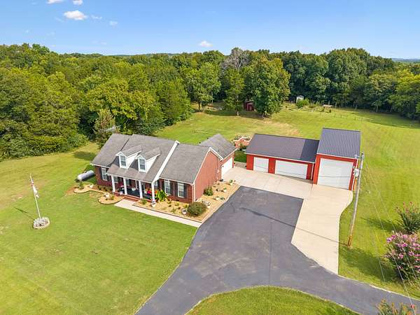 24 Acres of Recreational Land with Home for Sale in Lewisburg, Tennessee