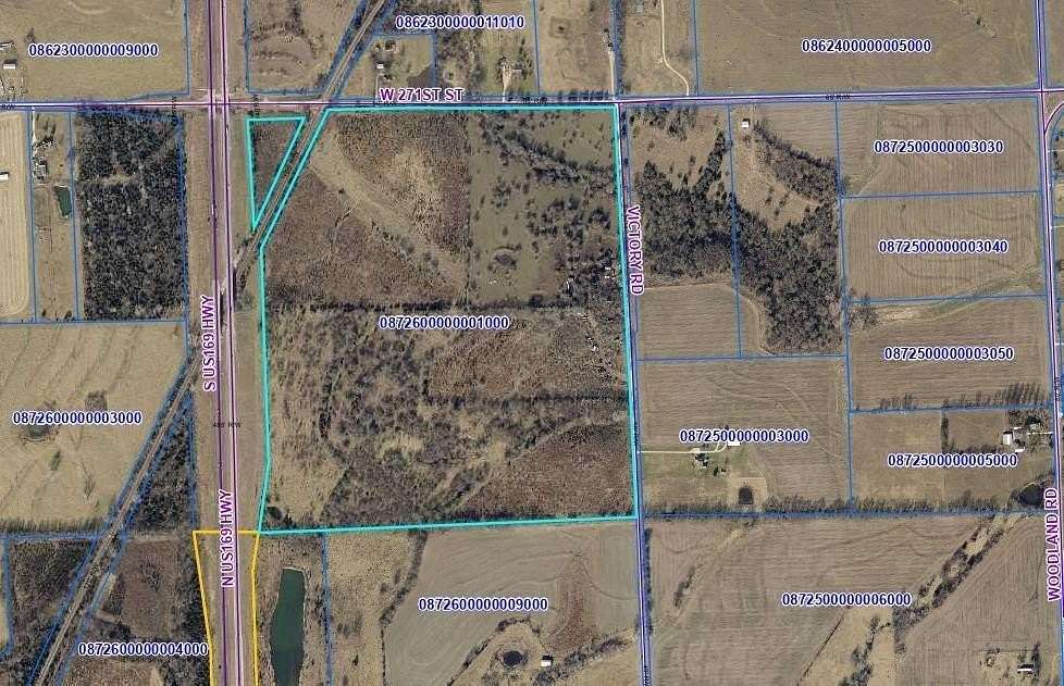 137 Acres of Agricultural Land for Sale in Paola, Kansas