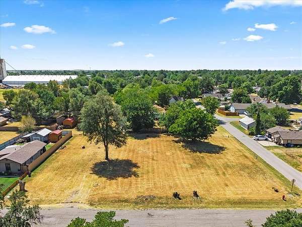 0.49 Acres of Residential Land for Sale in El Reno, Oklahoma