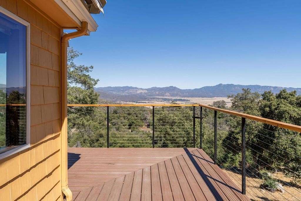 11.6 Acres of Land with Home for Sale in Santa Ysabel, California