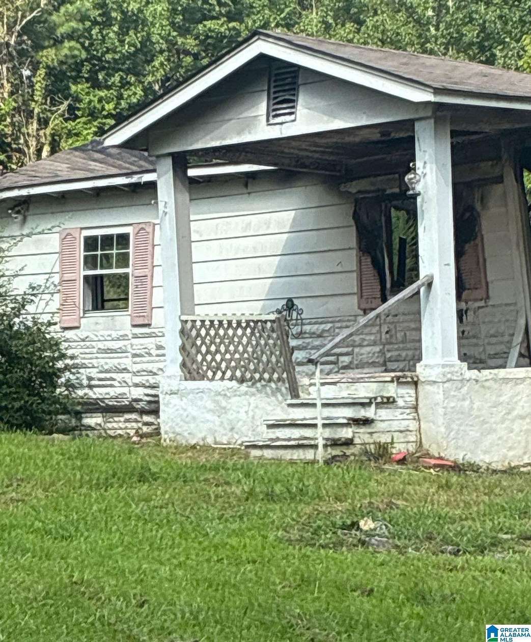 4 Acres of Land with Home for Sale in Warrior, Alabama
