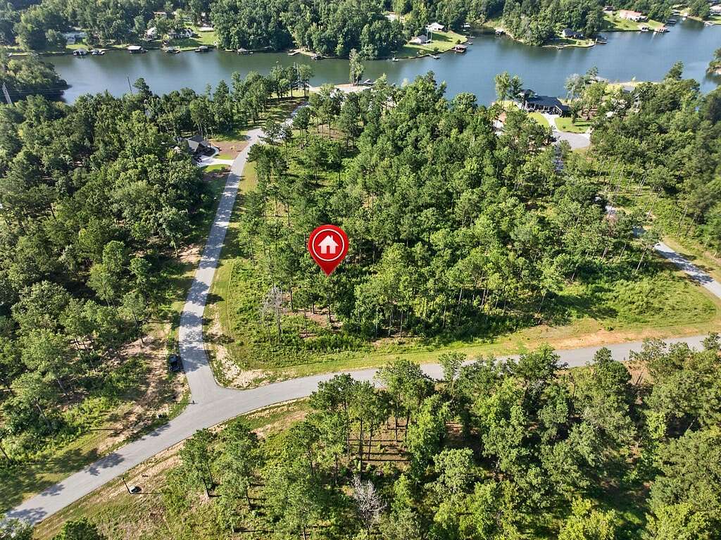 1 Acre of Residential Land for Sale in Milledgeville, Georgia