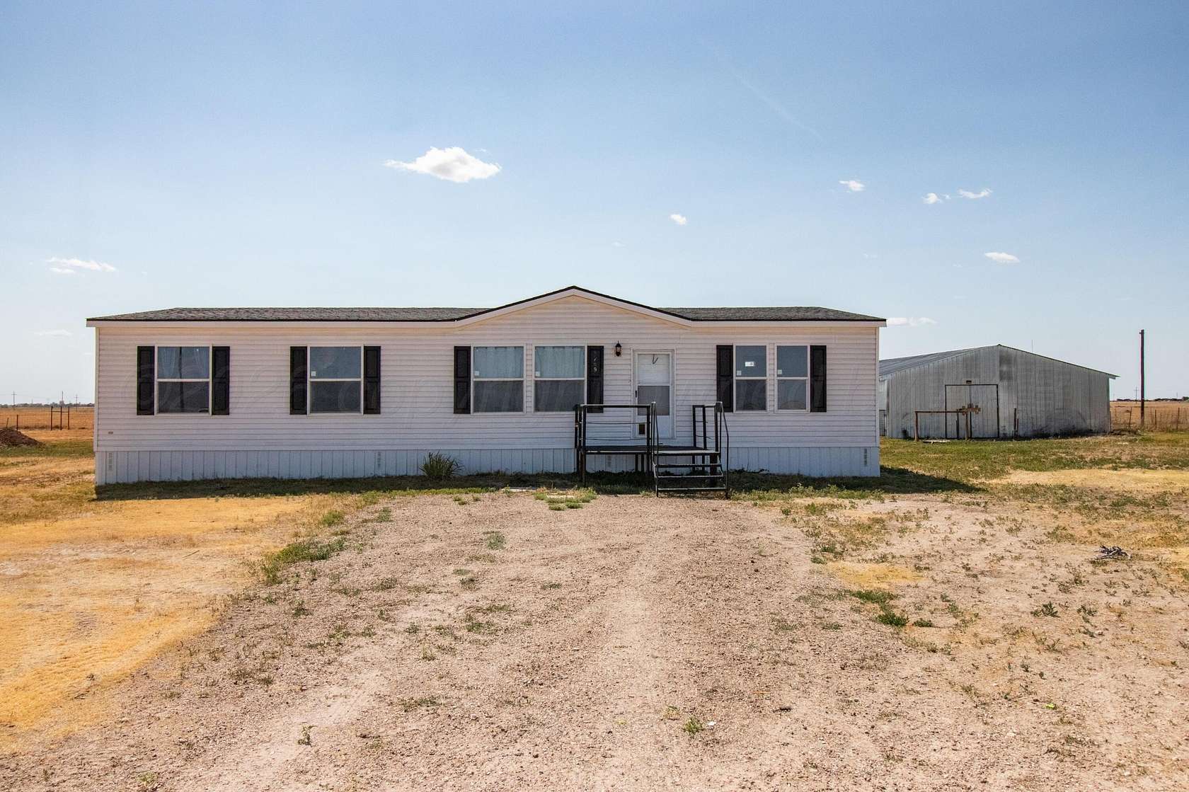 2 Acres of Land with Home for Sale in Pampa, Texas