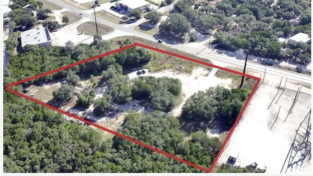 3 Acres of Mixed-Use Land for Sale in Lakehills, Texas