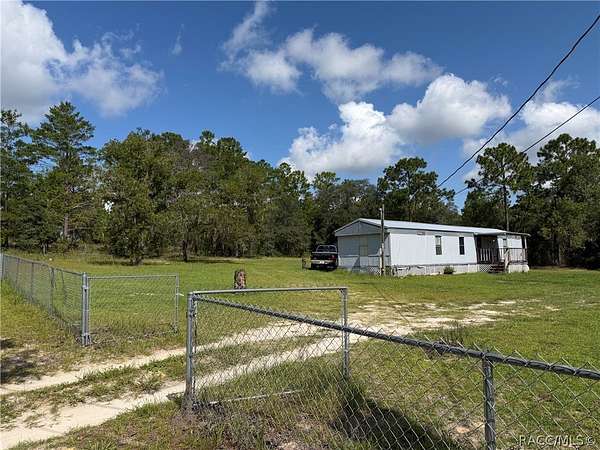 2.29 Acres of Commercial Land for Sale in Lecanto, Florida