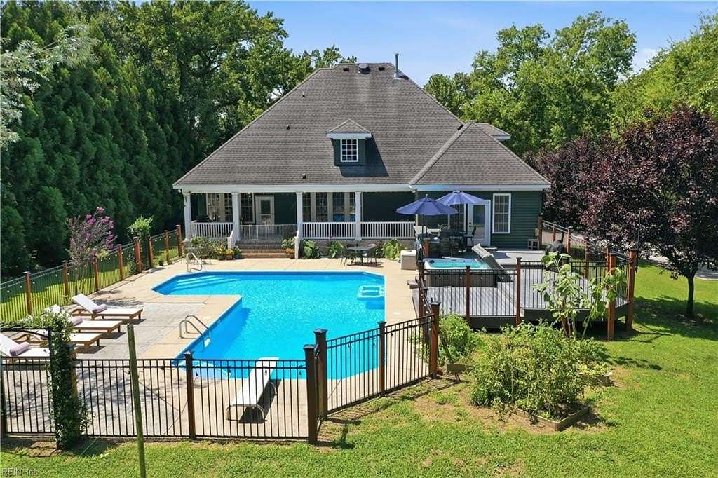 1.5 Acres of Land with Home for Sale in Norfolk, Virginia